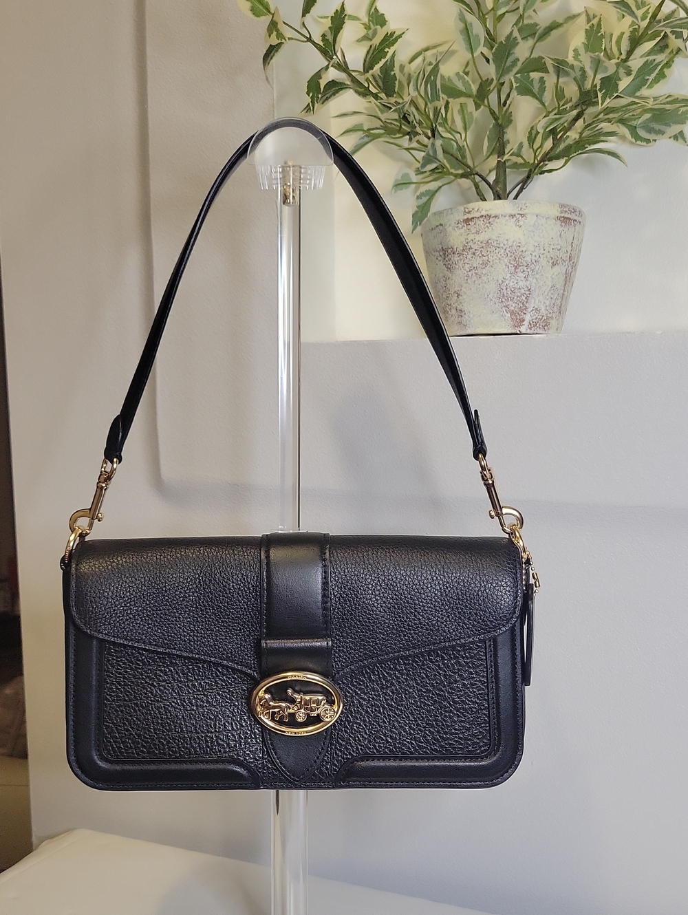 Authentic Coach Black Pebbled Leather Shoulder Bag with Gold Hardware